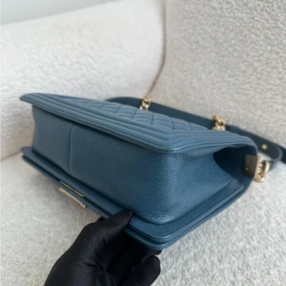 Chanel Leboy Medium Caviar Blue Handbag GHW series 23 - Picture 15 of 16